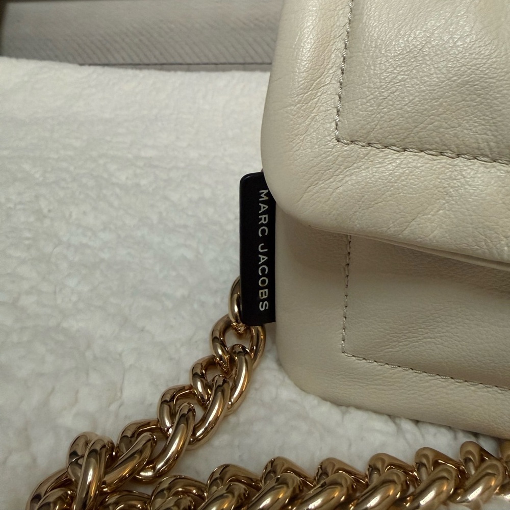 Marc Jacobs Cream Mini Pillow Bag - Picture 4 of 7